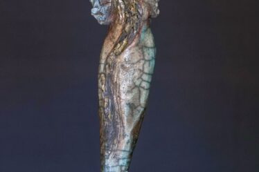 Mina sculpture ceramique femme